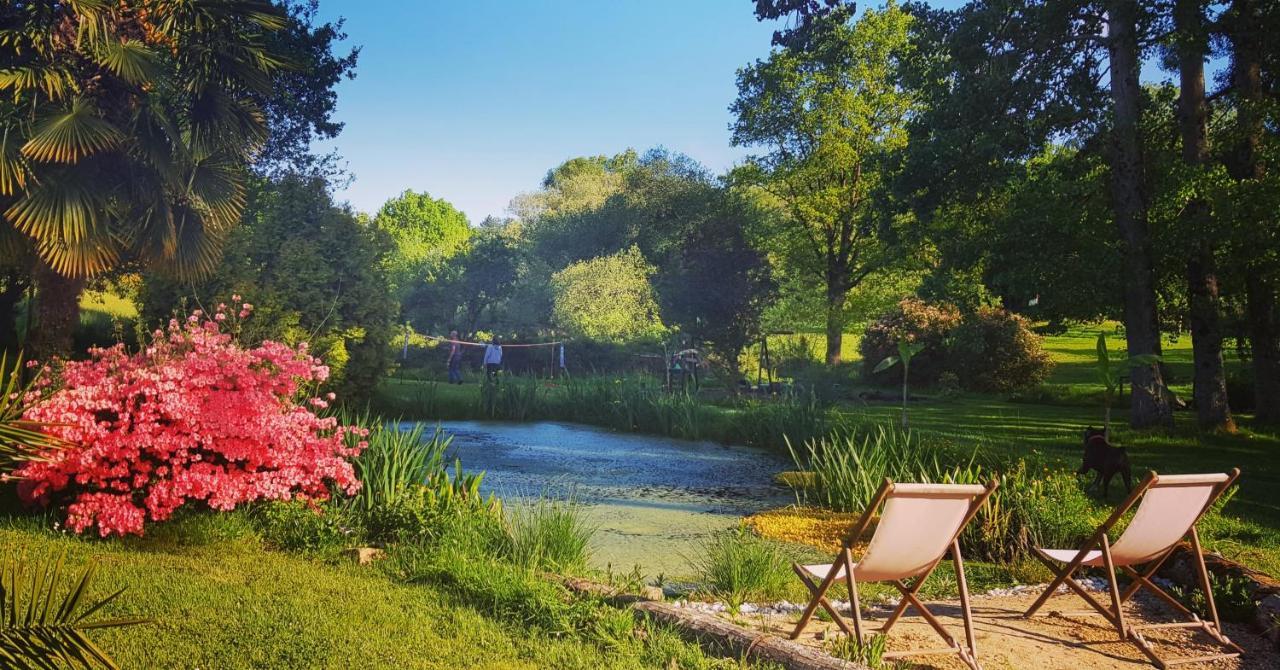 Le Vieux Moulin Gites - A Charming Stone Cottage With Garden View And Seasonal Pool Guegon Экстерьер фото